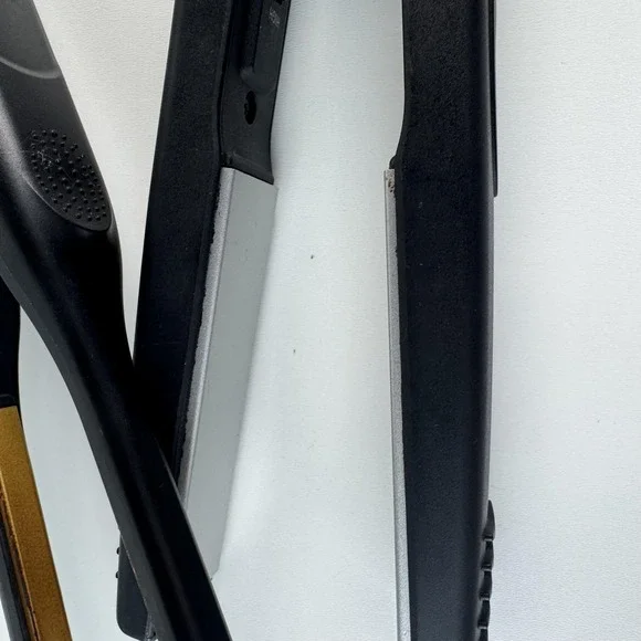 KISS Pencil Pro Styler Ultra-Slim Flat‎ Iron + Revlon Hair Straightener Lot of 2 - Picture 7 of 8